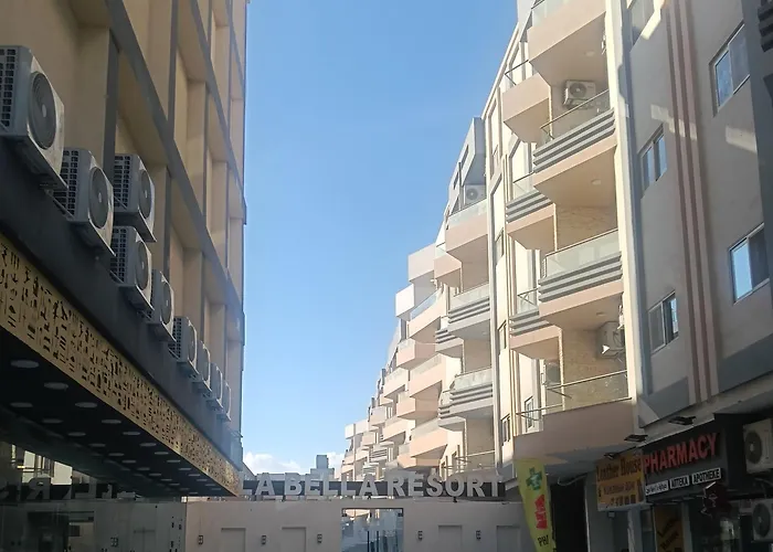 Sea View In Center Апартаменты Хургада