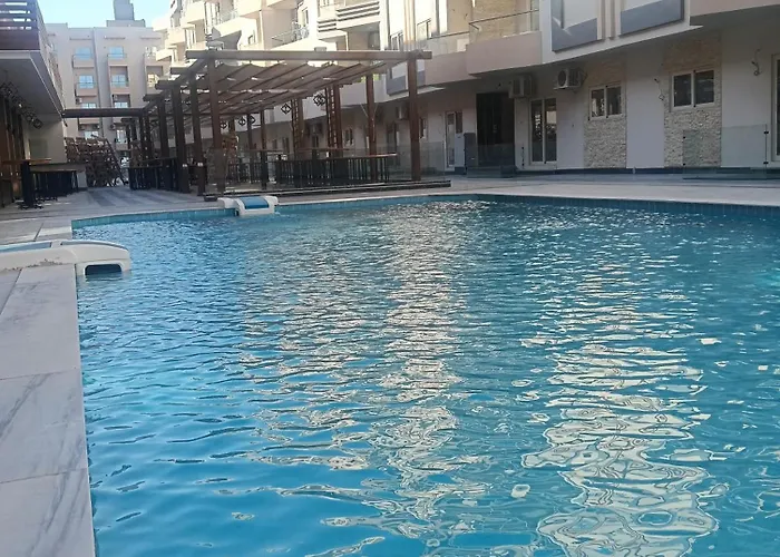 Sea View In Center Апартаменты *